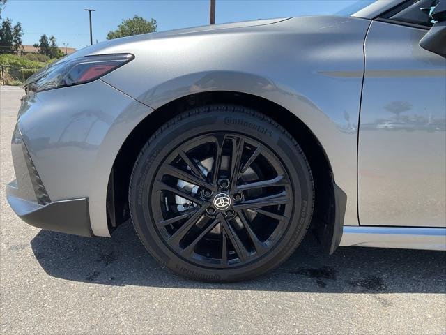 Certified Used 2025 PRECIOUS METAL Toyota  image 9