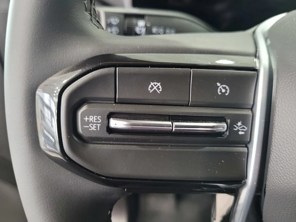 2026 Chevrolet Colorado Work Truck - Photo 14