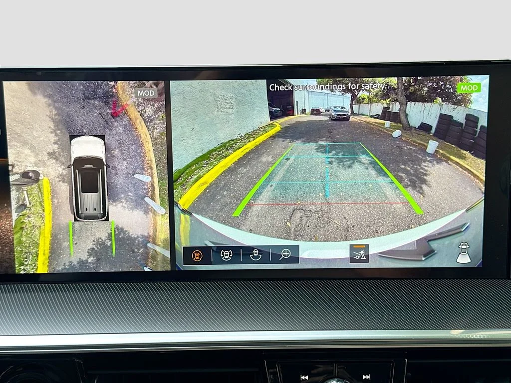 New 2026 RADIANT WHITE INFINITI Pure 2WD image 14