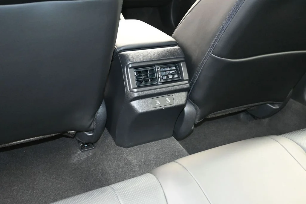 2024 Honda Accord Hybrid Touring - Photo 13