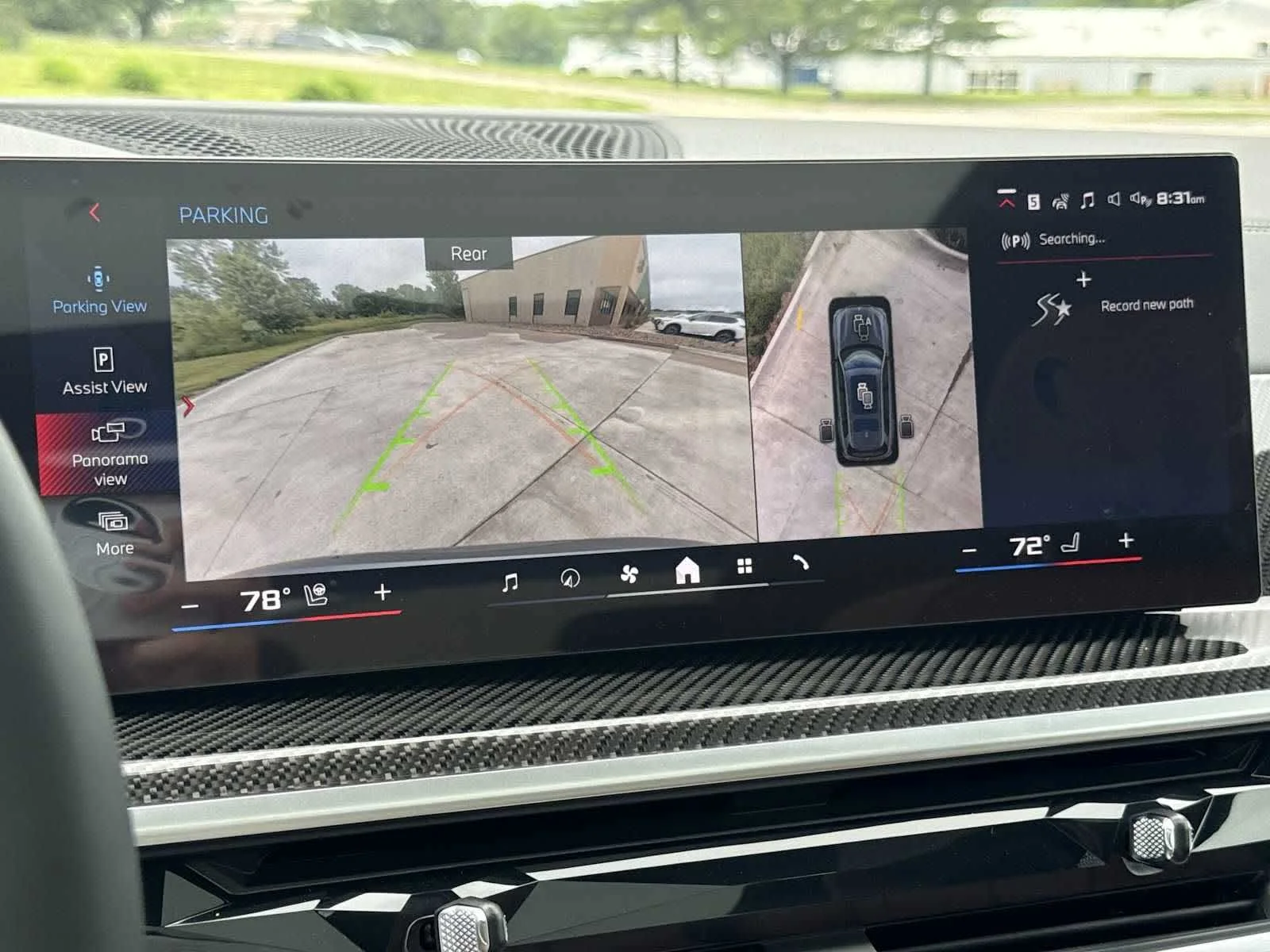 New 2026 Skyscraper Grey Metallic BMW M60i image 32