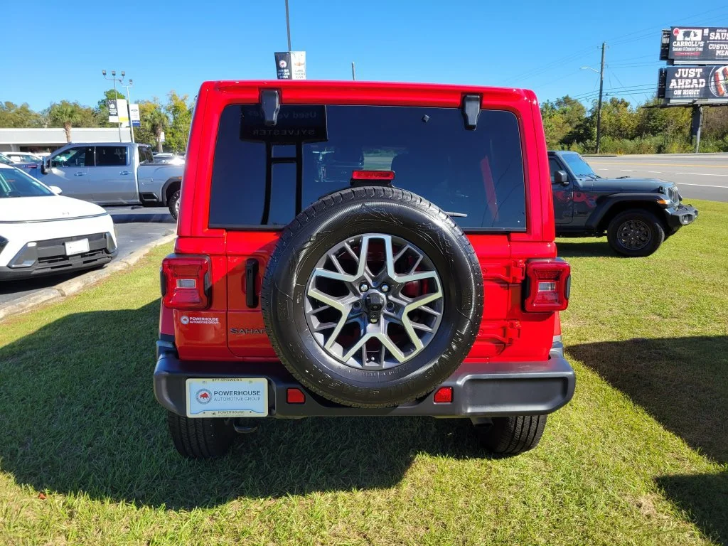 Used 2025 Red Jeep Sahara image 5