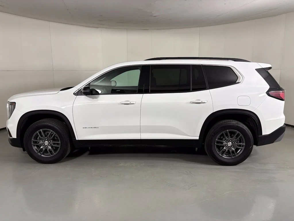 Used 2026 White GMC Elevation image 5