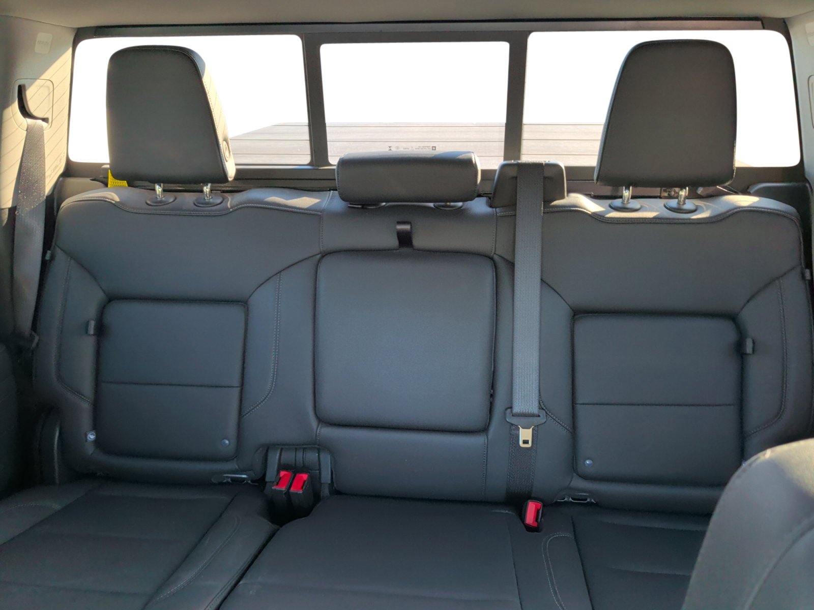 Used 2024 Sterling Metallic GMC SLT image 19