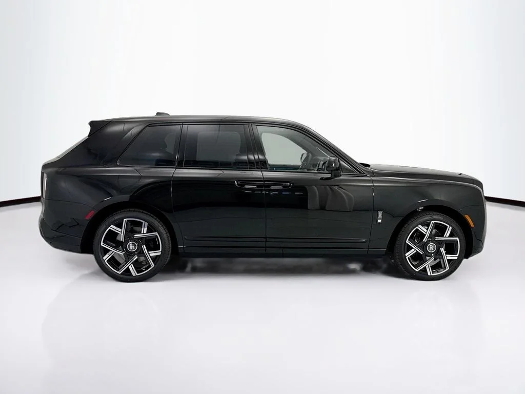New 2026  Rolls-Royce Black Badge image 4