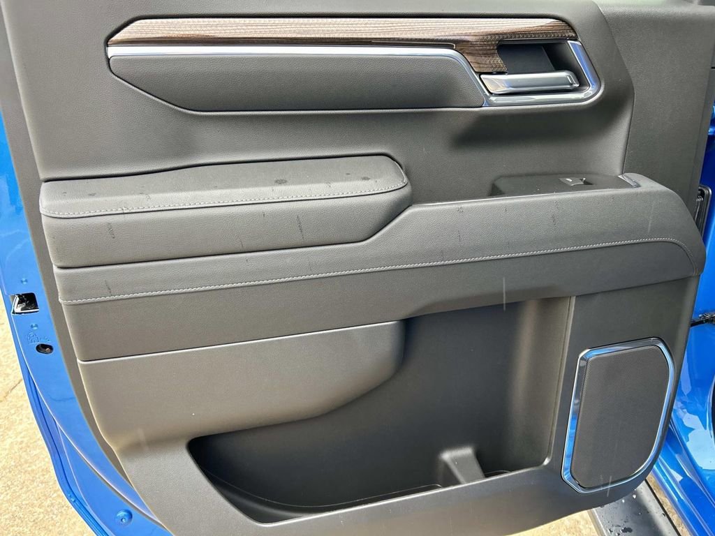 New 2026 Riptide Blue Metallic Chevrolet LT image 17