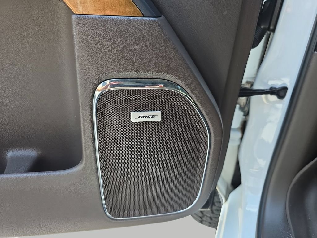 Used 2018 White Chevrolet LTZ image 15