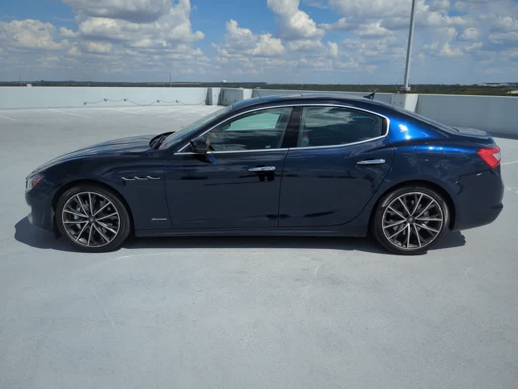 Used 2019 Grigio Maratea Metallescent Maserati S GranLusso image 9
