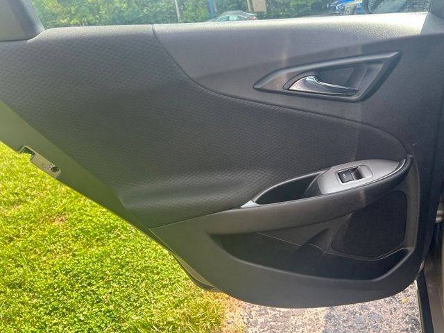 Used 2024 Gray Chevrolet LT image 20