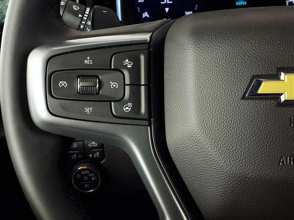 New 2026 Polar White Tricoat Chevrolet LTZ image 29