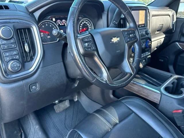 Used 2019 Black Chevrolet High Country image 14