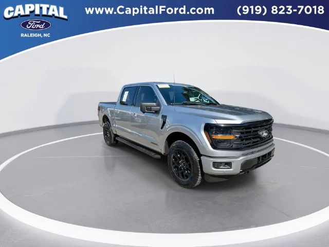 Used 2024 Silver Ford XLT image 2