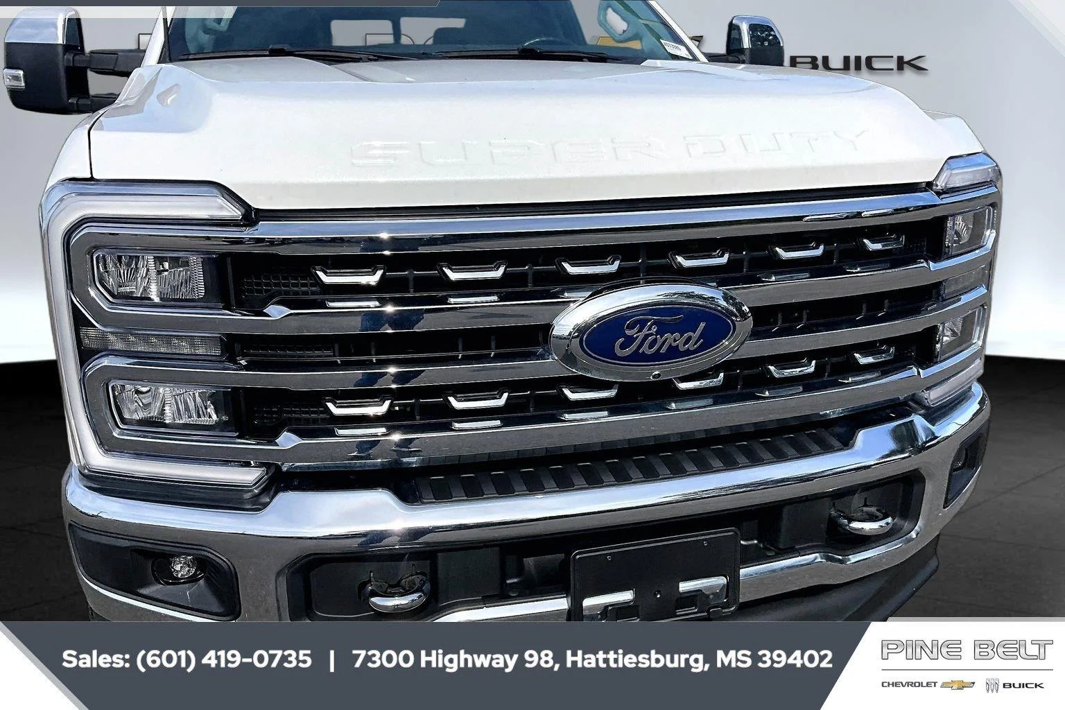 Used 2024 Star White Metallic Tri-Coat Ford Lariat image 22