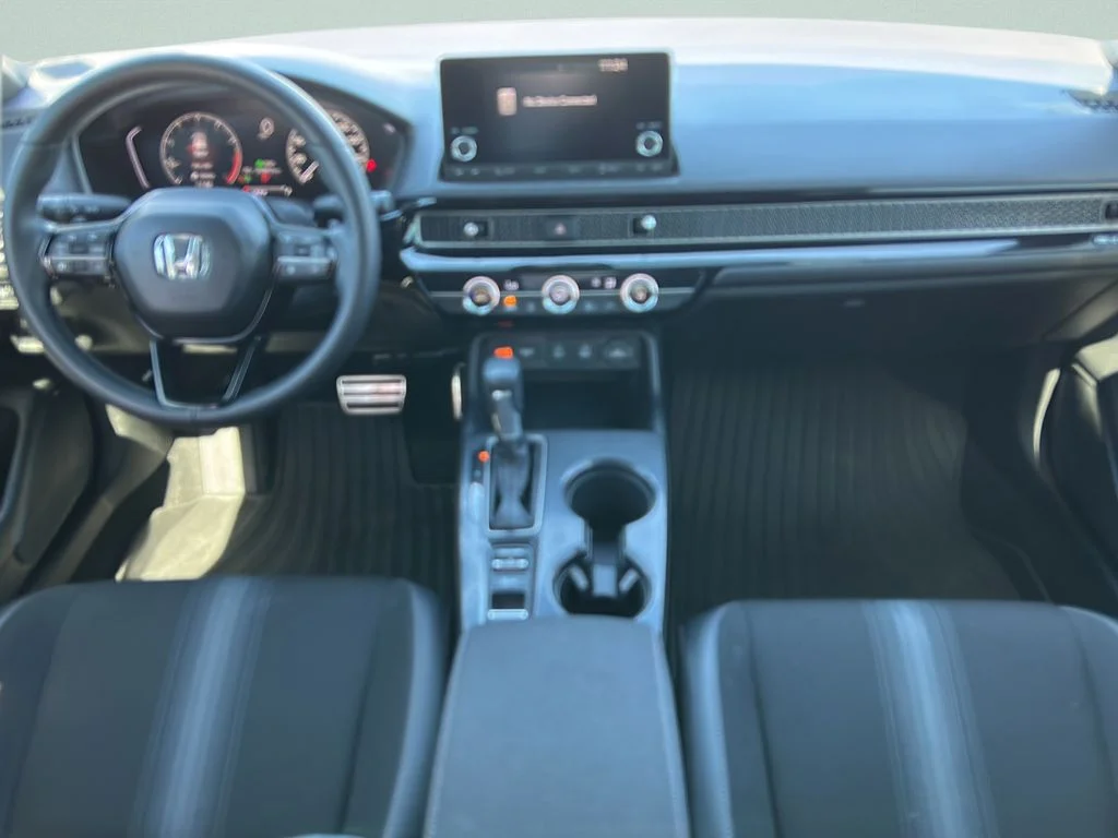 Used 2025 White Honda Sport image 10