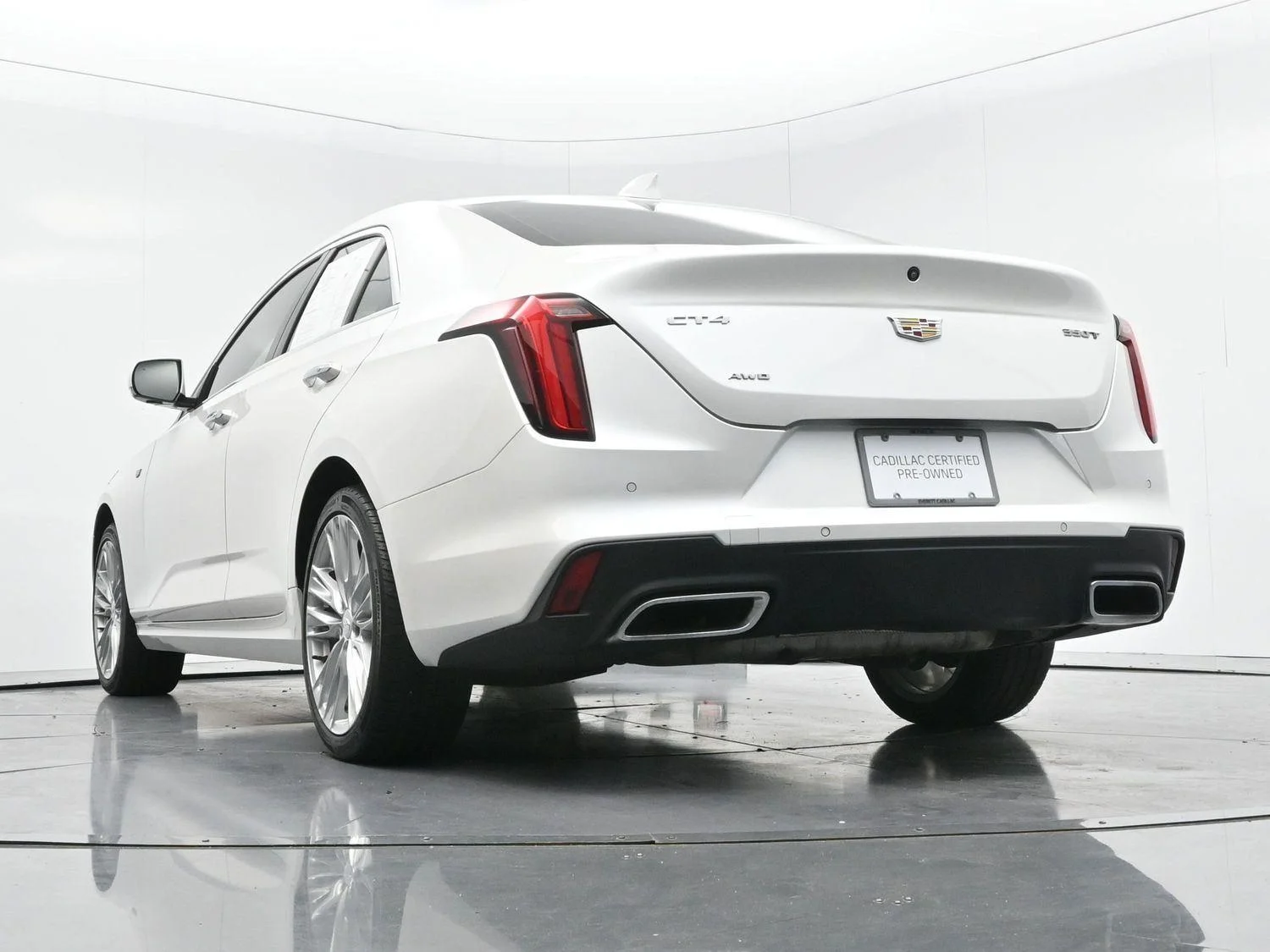 Certified Used 2022 Crystal White Tricoat Cadillac Premium Luxury image 50