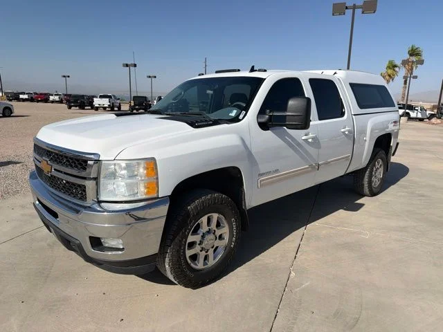 Used 2014 White Chevrolet LTZ image 1