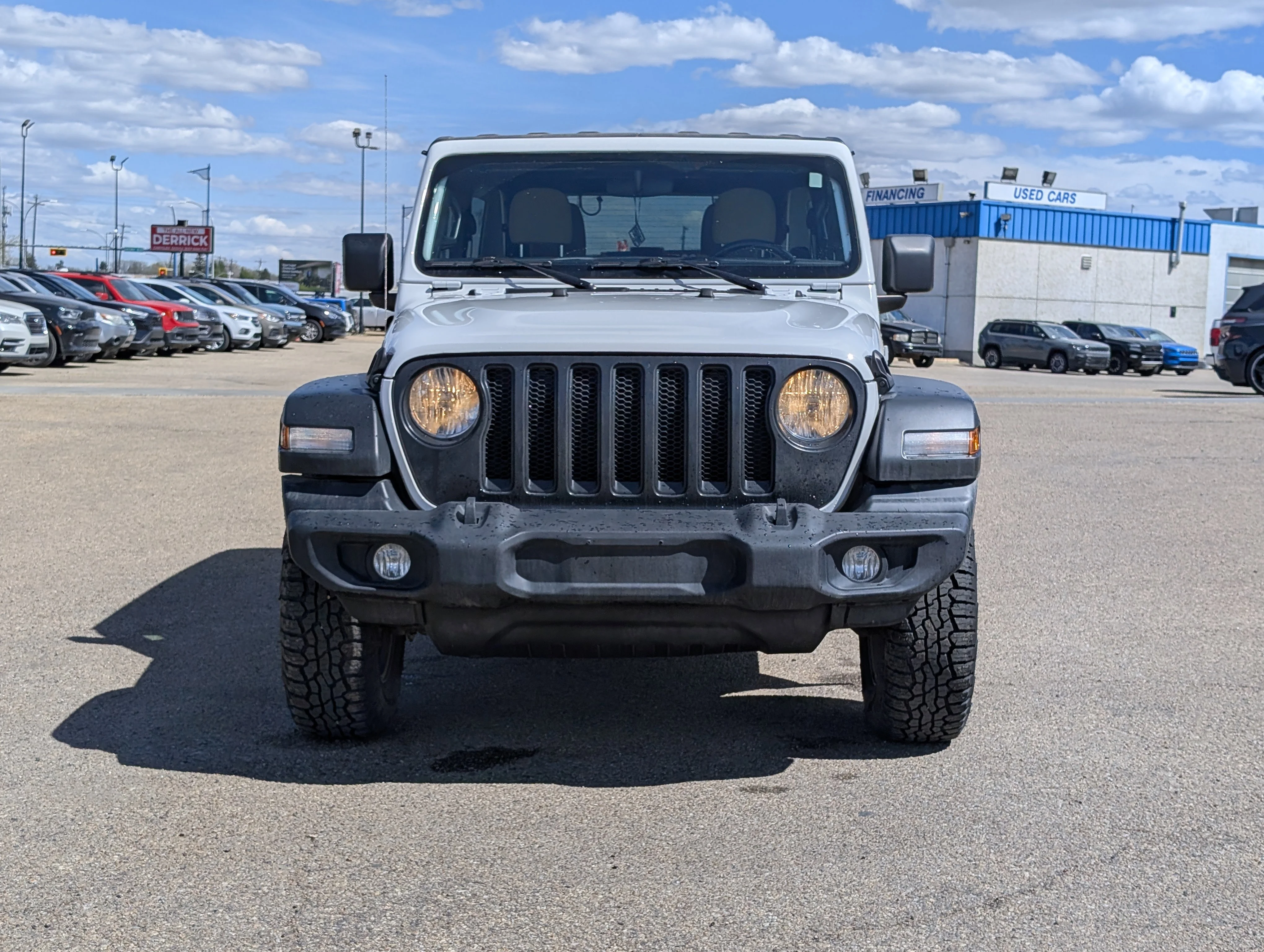 Used 2021 Bright White Jeep Unlimited Sport image 10