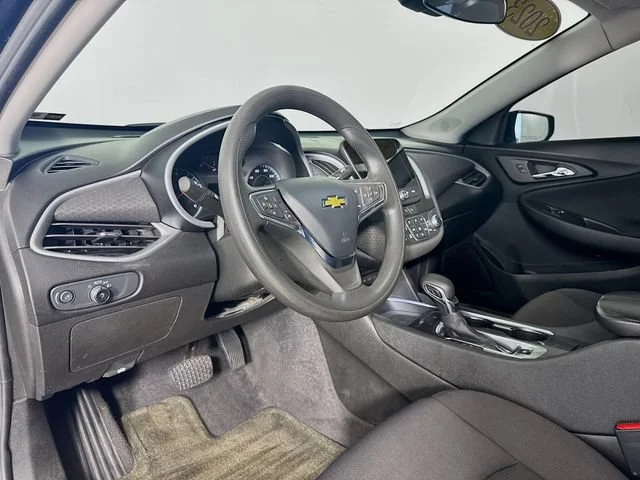 2023 Chevrolet Malibu 1LT - Photo 9