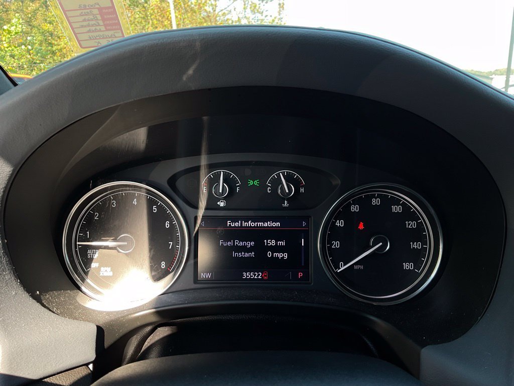 Used 2023 White Buick Essence image 14