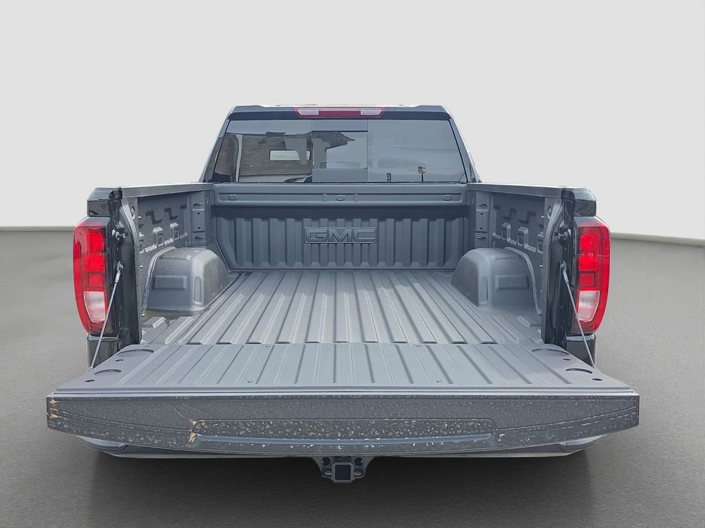 New 2026 Onyx Black GMC Elevation image 17