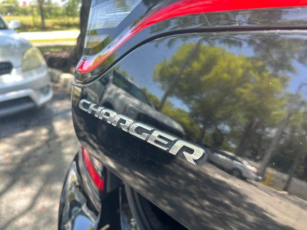 Used 2017 Black Dodge SE image 34