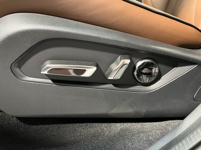 New 2026 Majestic Black Pearl Acura w/Advance Package image 14