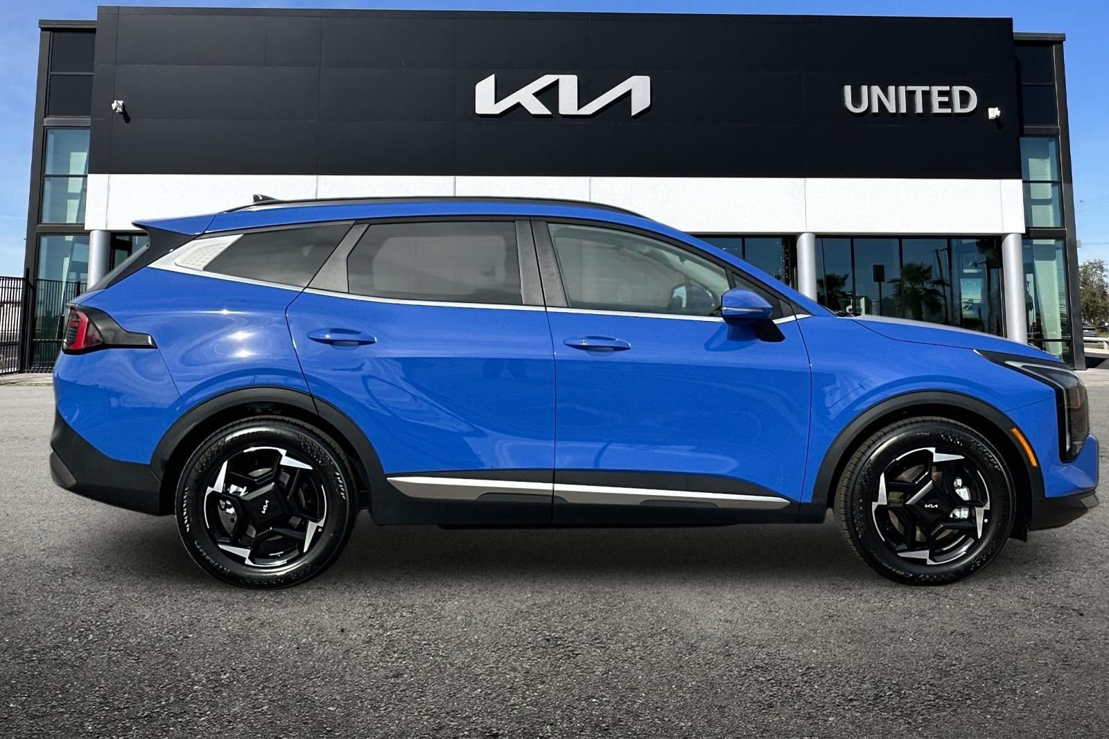 2026 Kia Sportage EX - Photo 3