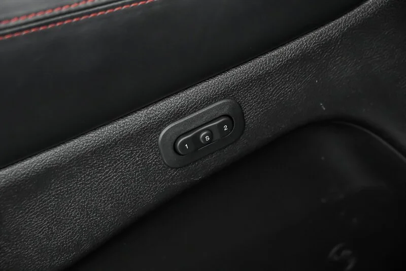 Used 2018 DB Black Crystal Clear Coat Dodge R/T image 14