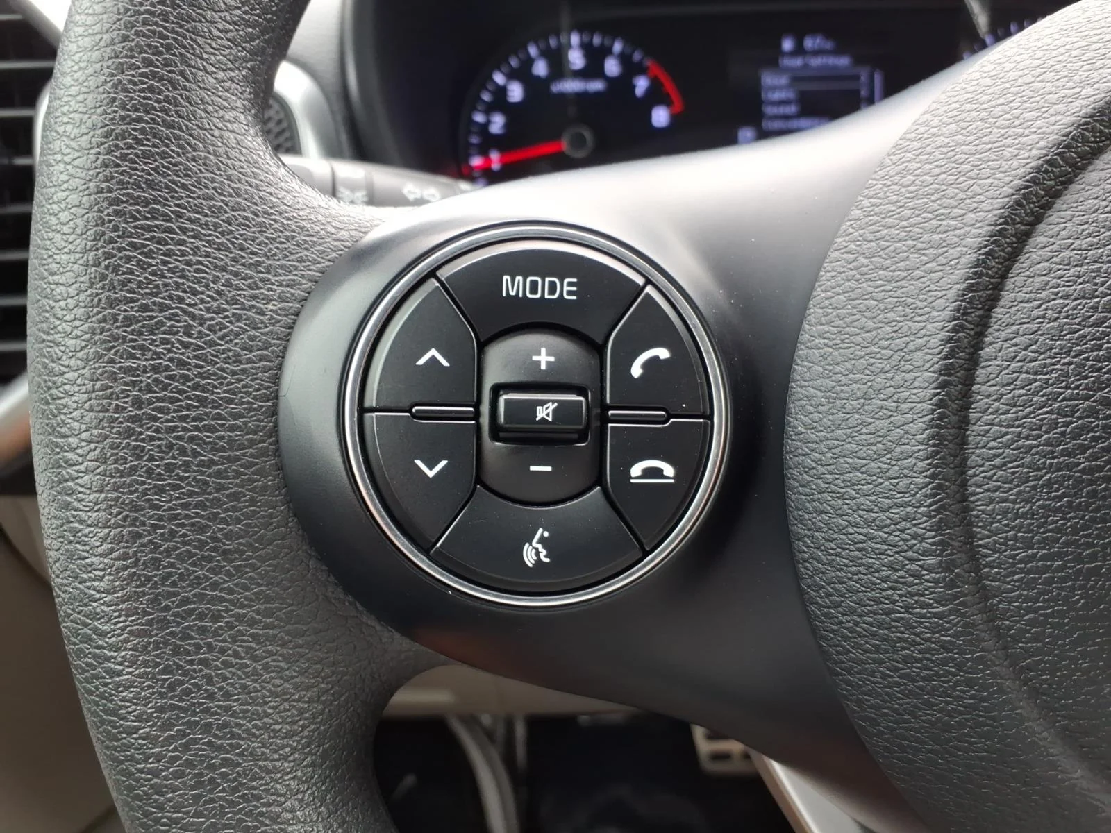 Used 2022 Mars Orange Kia LX image 23