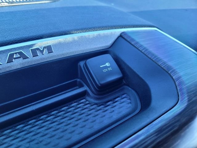 Used 2019 Blue Ram Laramie image 17
