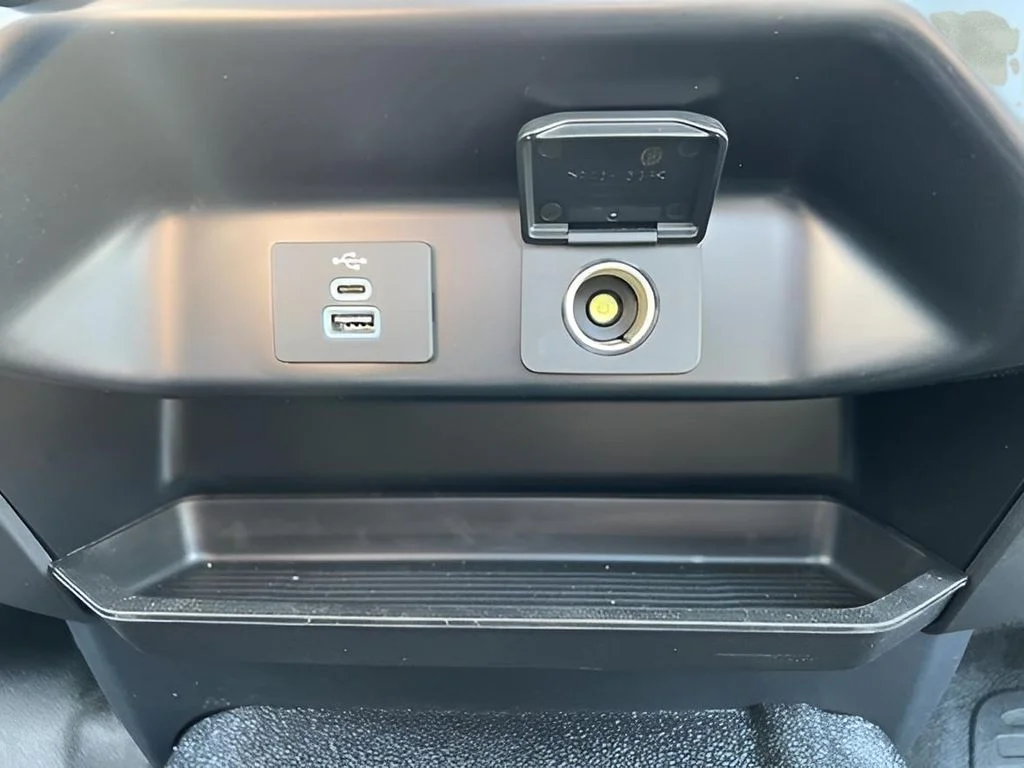 Used 2025 White Ford XL image 29