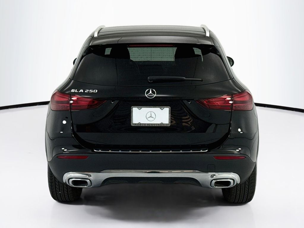 Certified Used 2026 Night Black Mercedes-Benz GLA 250 image 6
