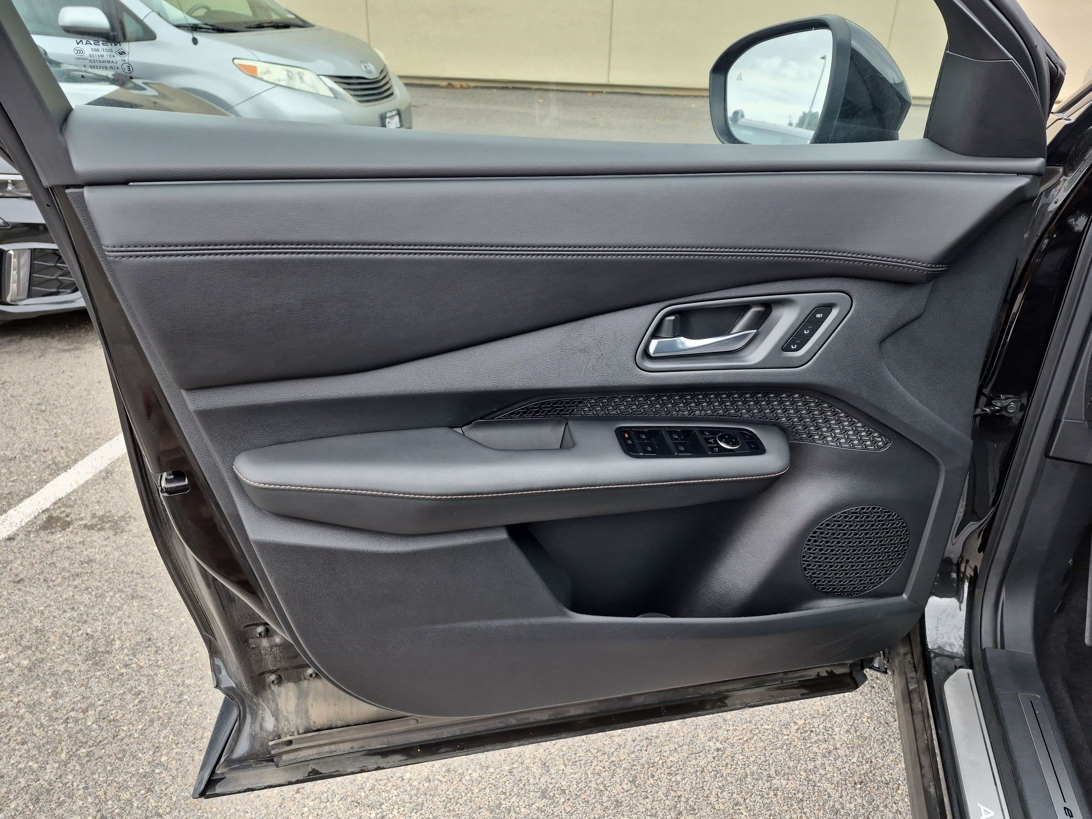 Certified Used 2024 Black Diamond Pearl Nissan EVOLVE+ image 13
