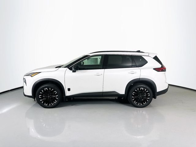 New 2026 Everest White Pearl TriCoat Nissan Dark Armor™ image 4