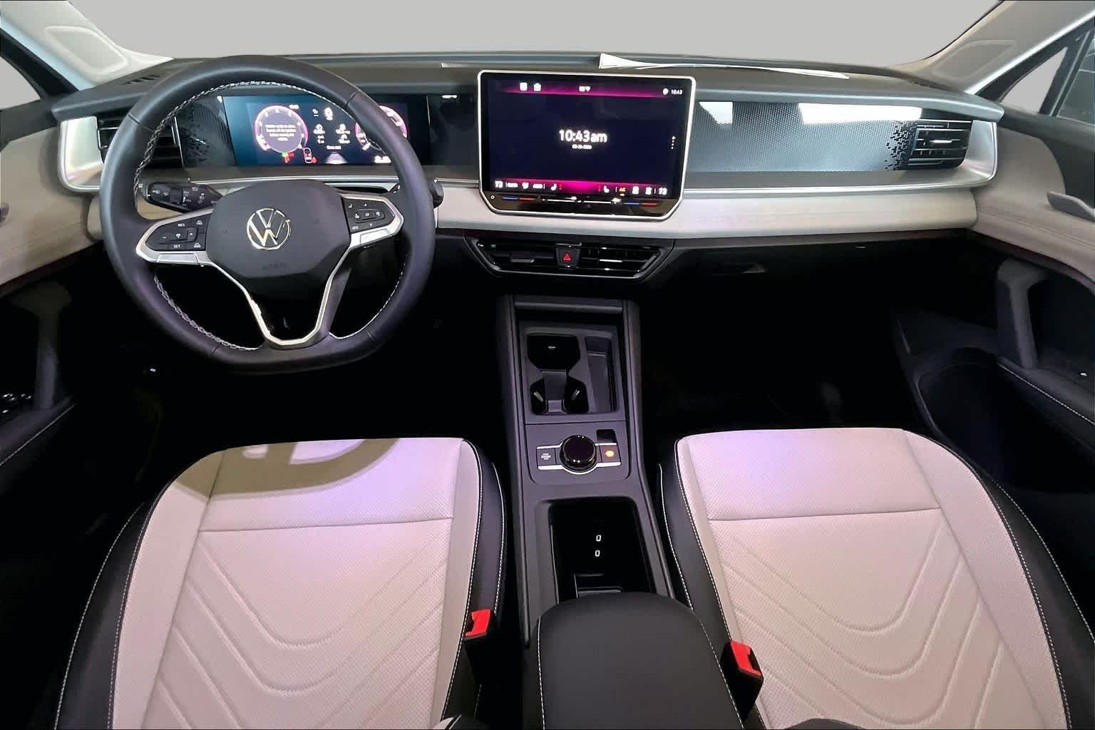 New 2026 Deep Black Pear Volkswagen 2.0T SE image 5