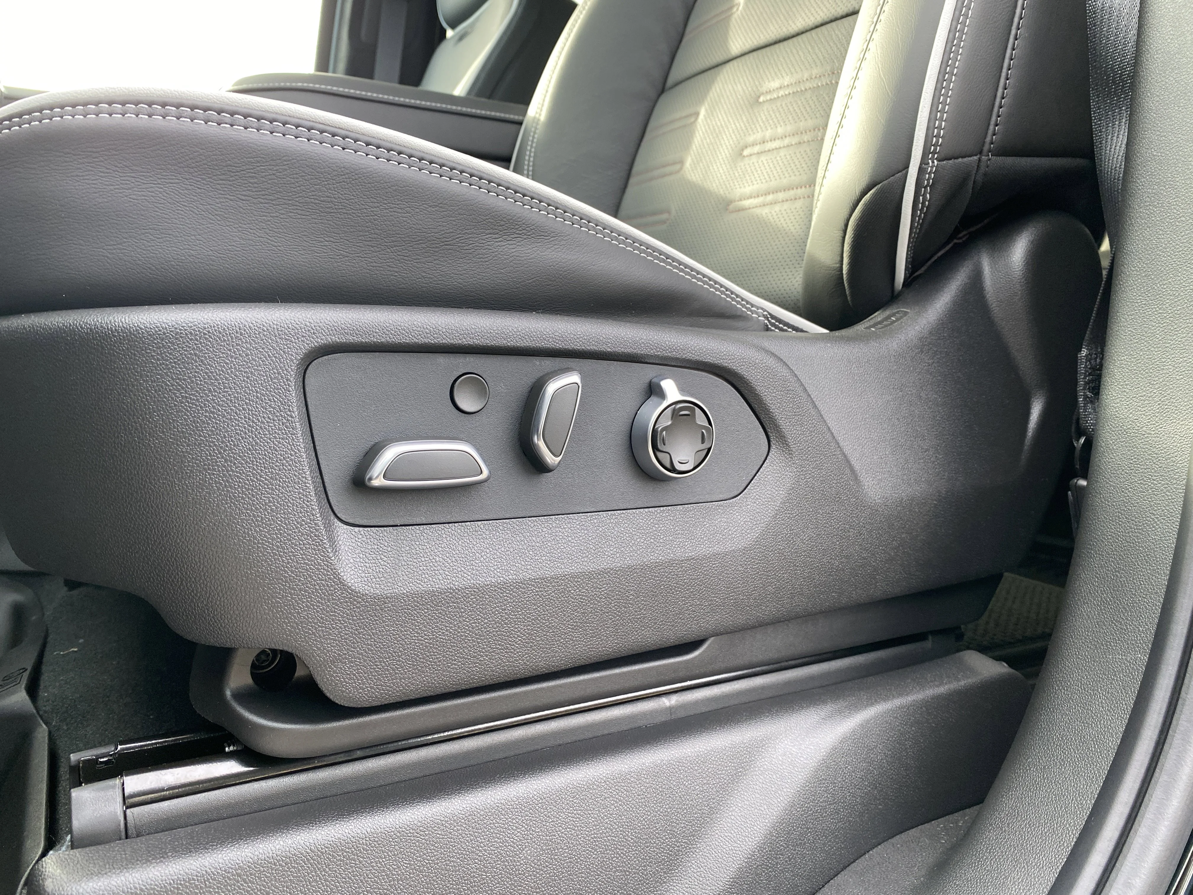 New 2026 ONYX BLACK GMC AT4X image 28