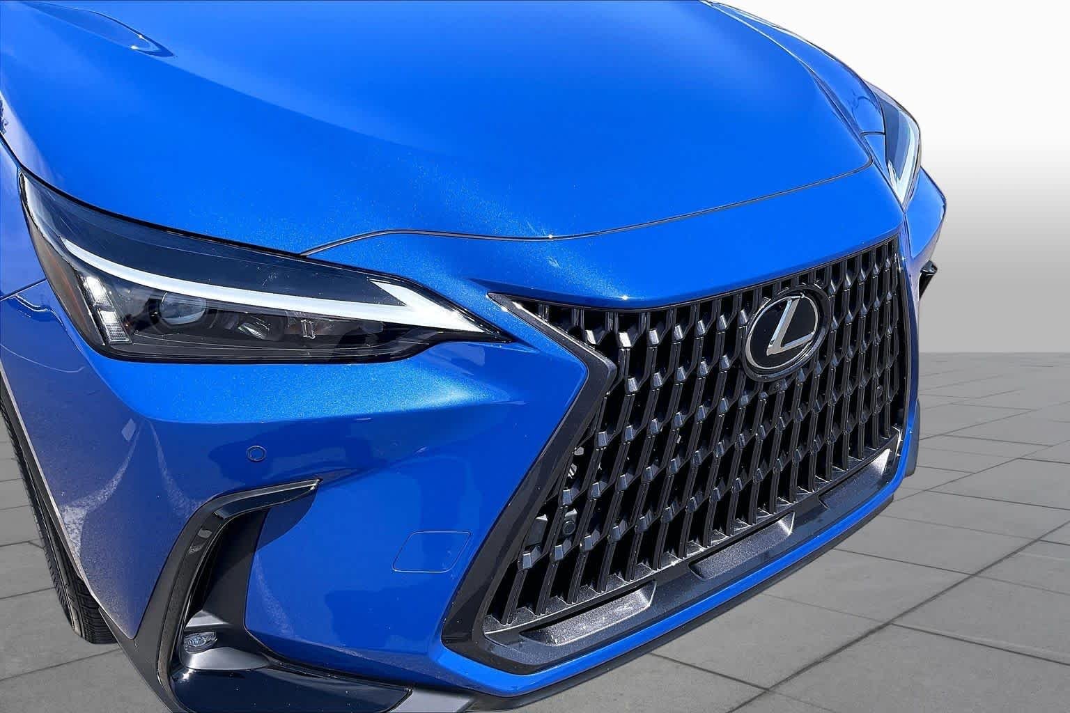 Used 2026 Grecian Water Lexus Premium image 29