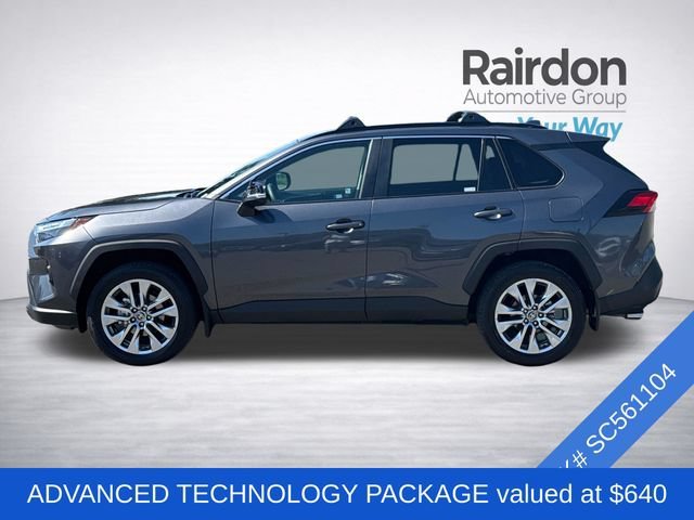 Used 2025 Magnetic Gray Metallic Toyota XLE Premium image 4