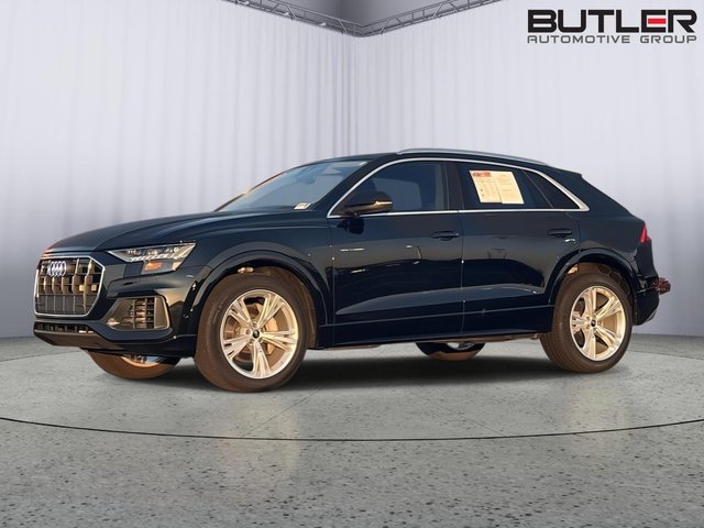 2023 Audi Q8 Premium Plus