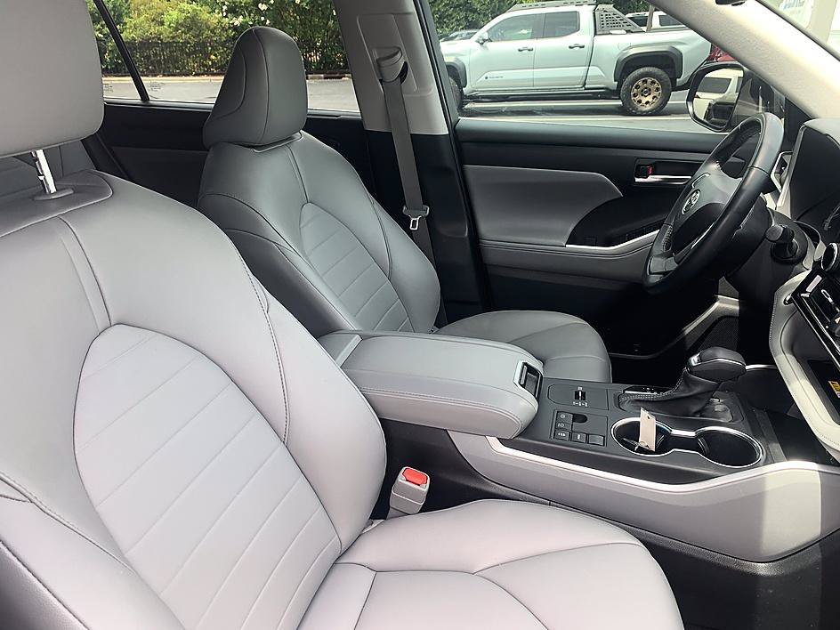 Used 2023 Magnetic Gray Metallic Toyota XLE image 20