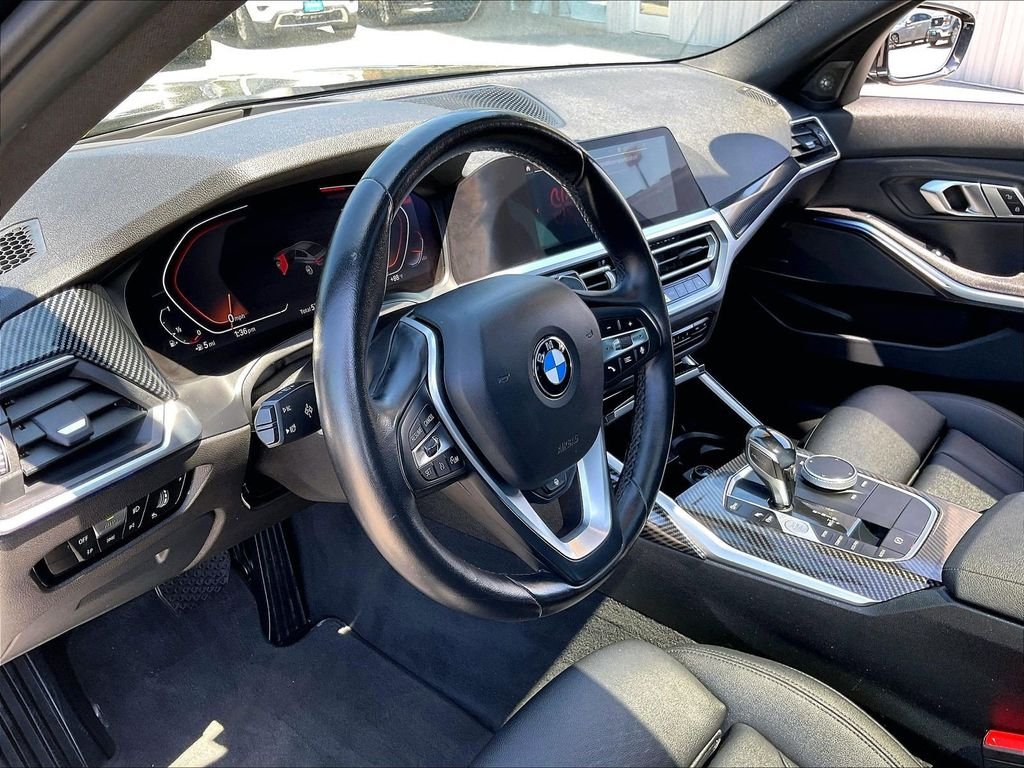 Used 2021 Black BMW 330i image 8