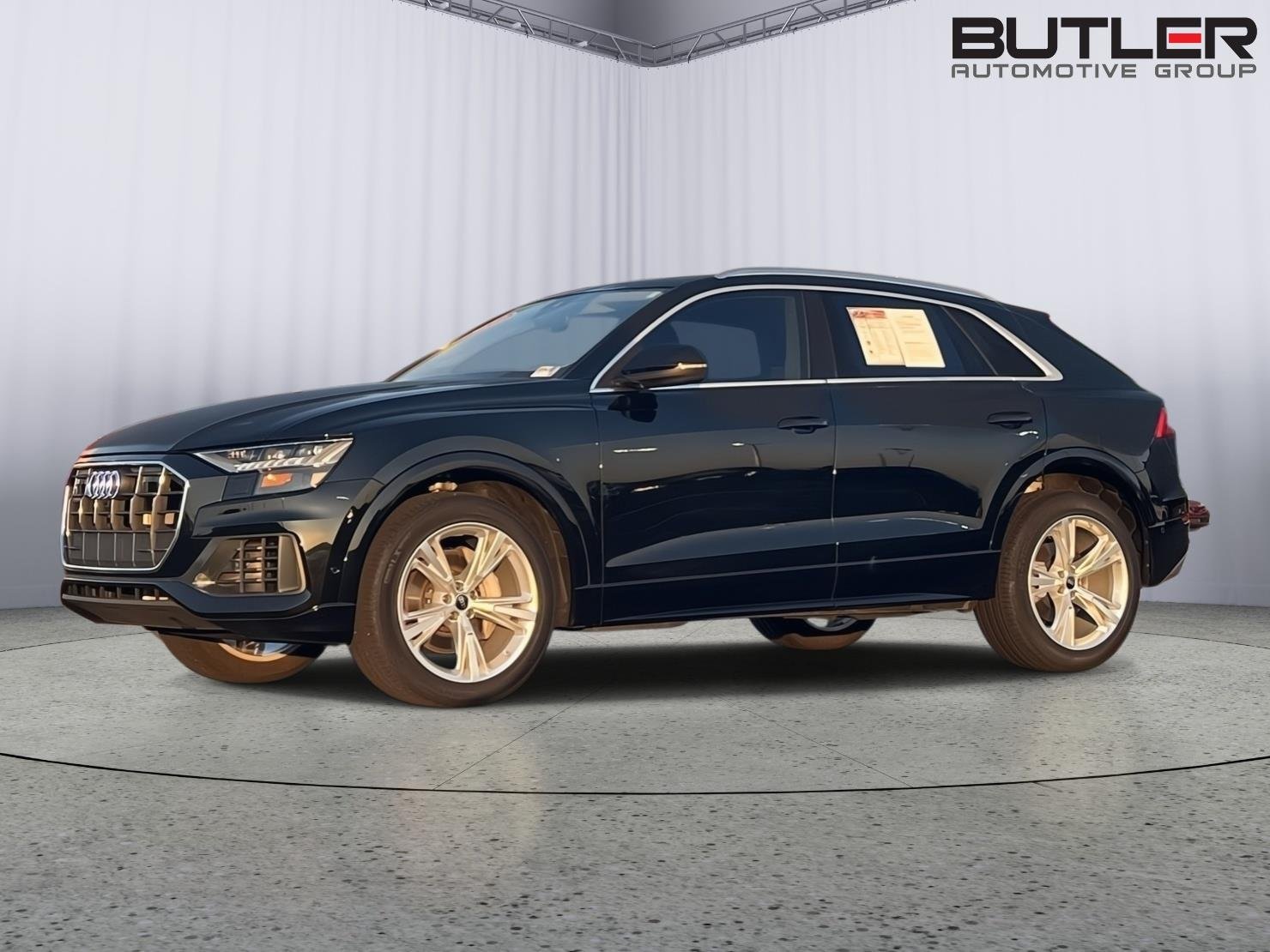 2023 Audi Q8 55 Premium Plus Tiptonic quattro's photo