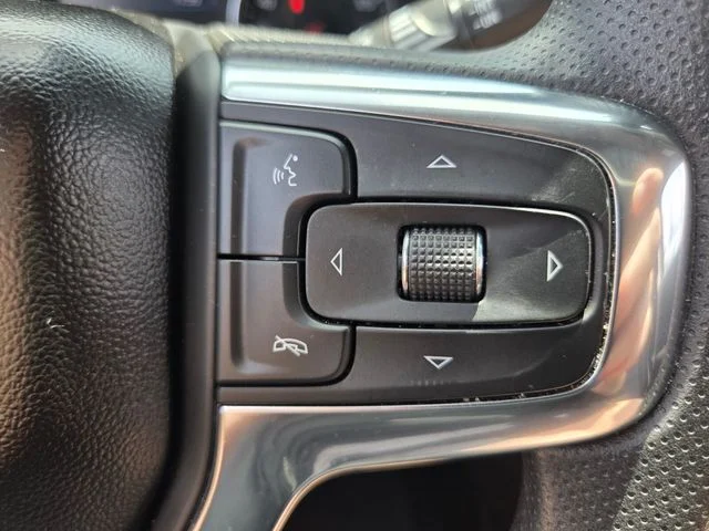Used 2023 White Chevrolet LT image 29