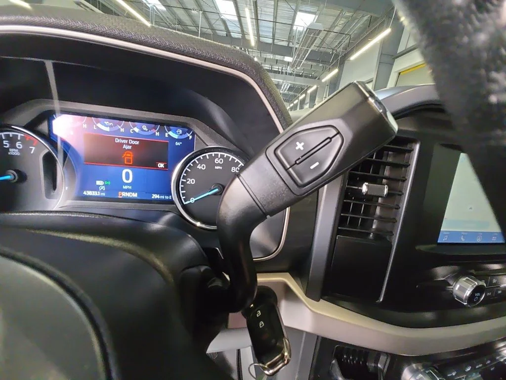 Used 2021 Silver Ford XLT image 18