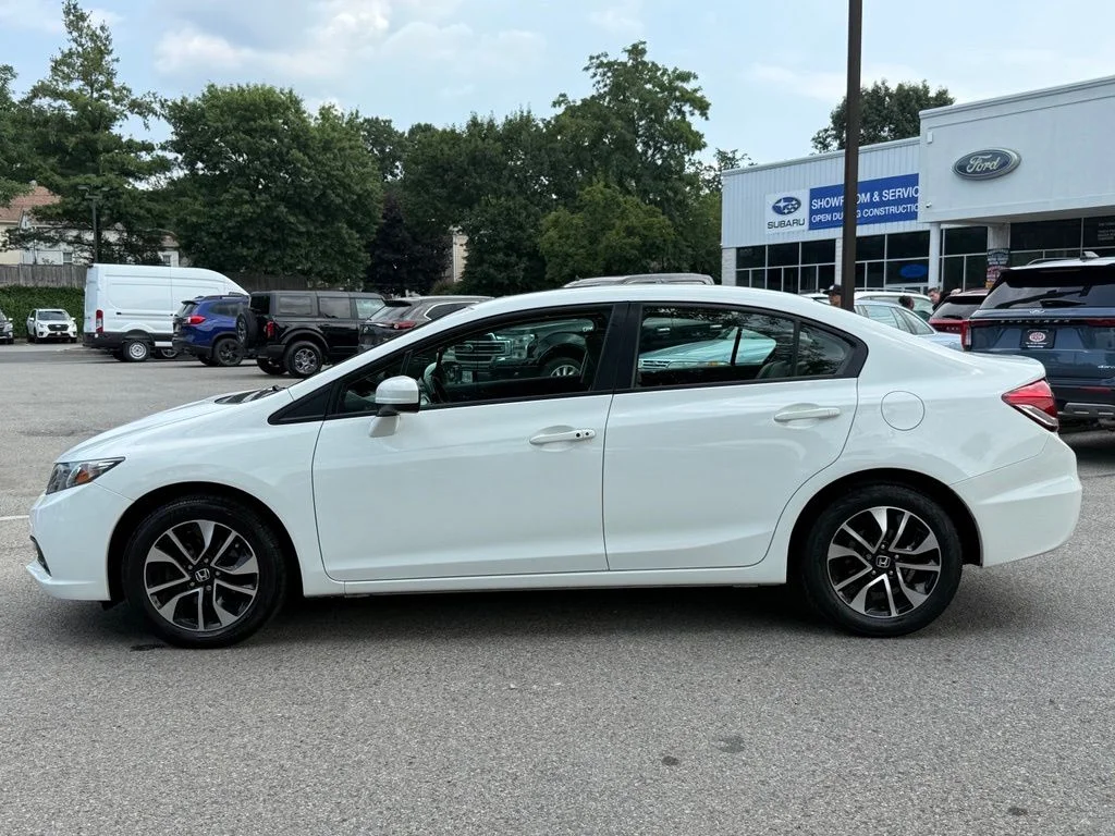 Used 2015 White Honda EX image 5