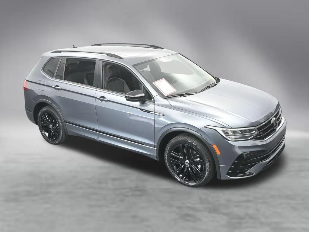 Used 2022 Gray Volkswagen 2.0T SE R-Line Black image 61
