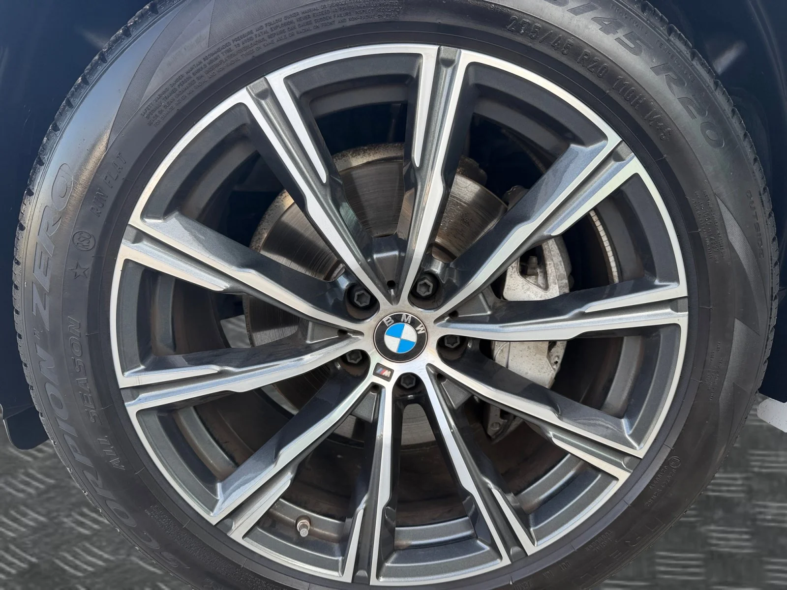 Used 2026 Alpine White BMW xDrive40i image 9