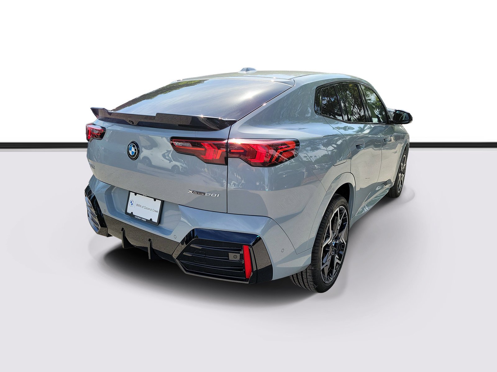 New 2027 Brooklyn Grey Metallic BMW xDrive28i image 4