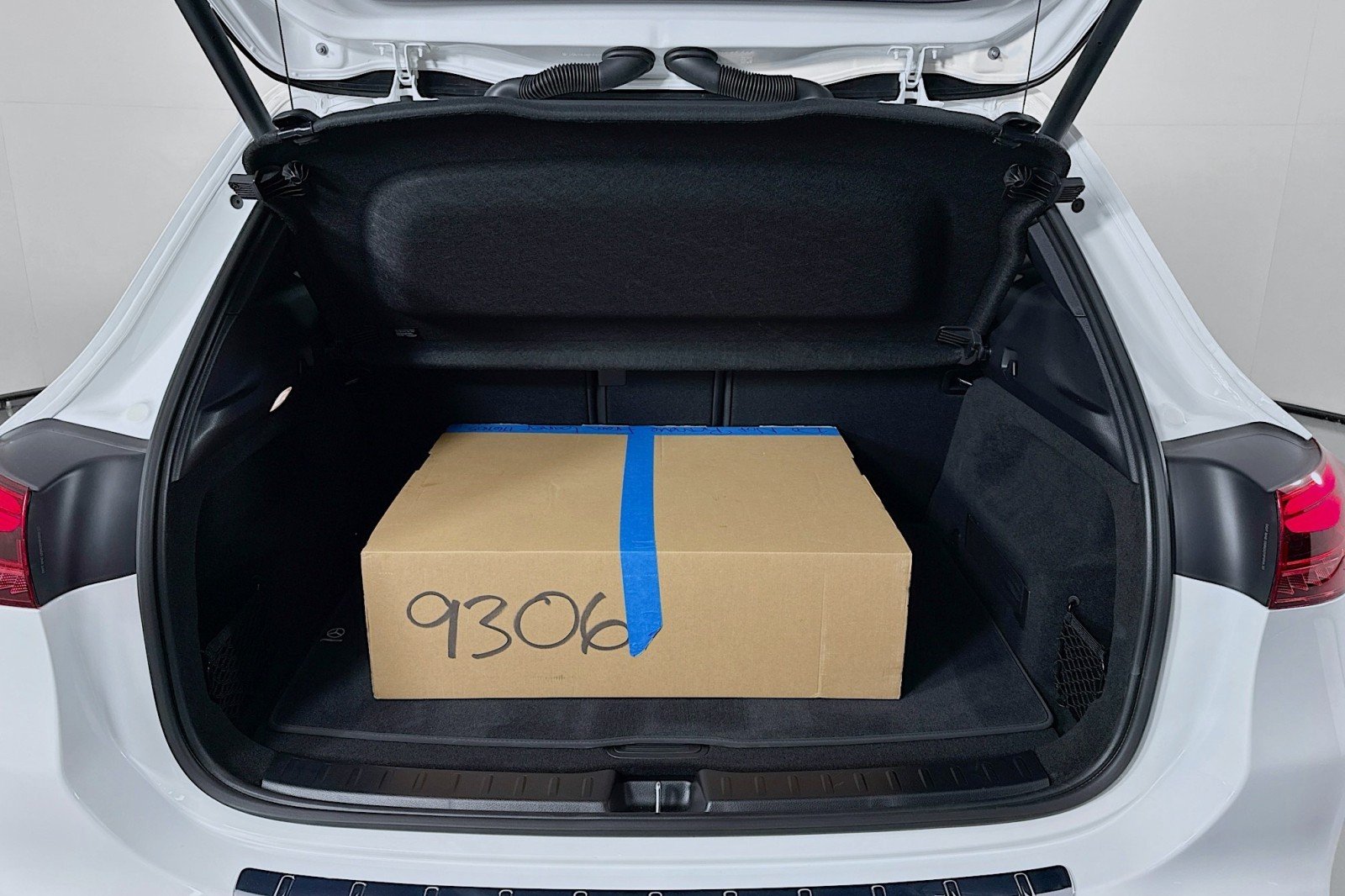Certified Used 2026 Polar White Mercedes-Benz 250 image 23