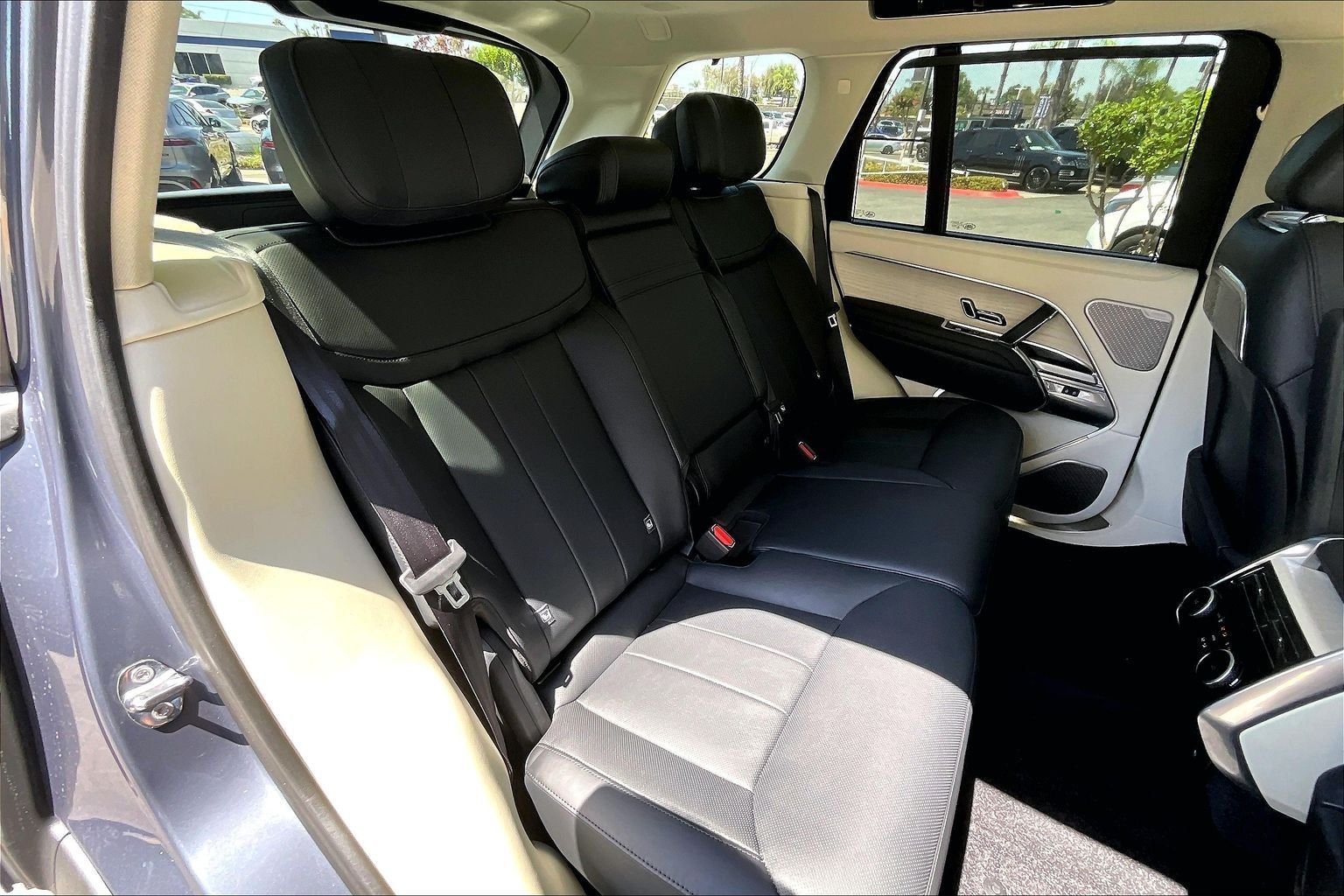 Certified Used 2024 Blue Land Rover Autobiography image 24